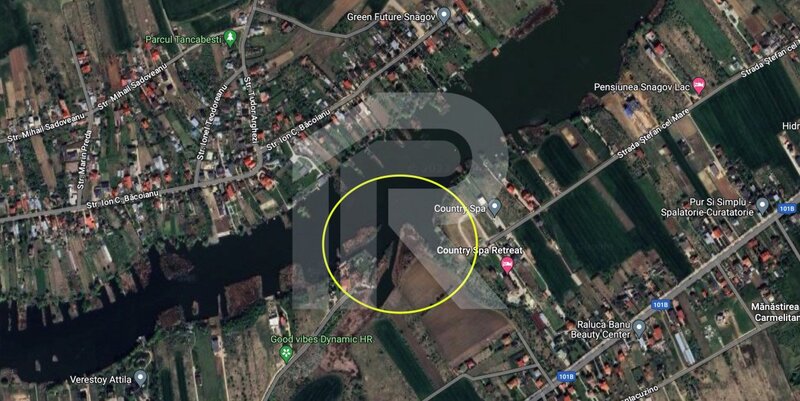 Teren. Acesta este momentul tau de a investi intr-un loc de poveste pe malul lacului.